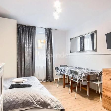 Luksusowy Gaj Apartament By Apartamenty Na Dni 弗罗茨瓦夫 外观 照片